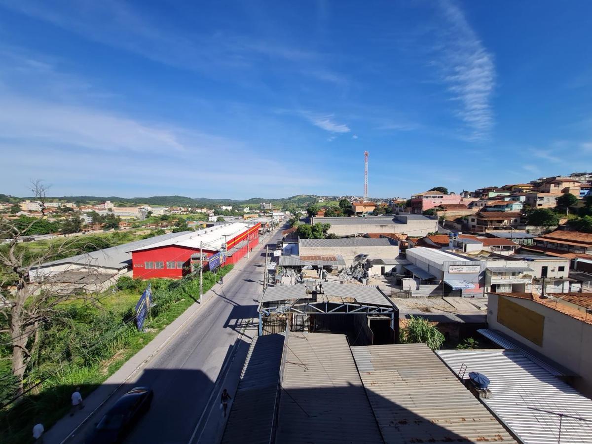 Hotel Avelar Ribeirão das Neves 外观 照片