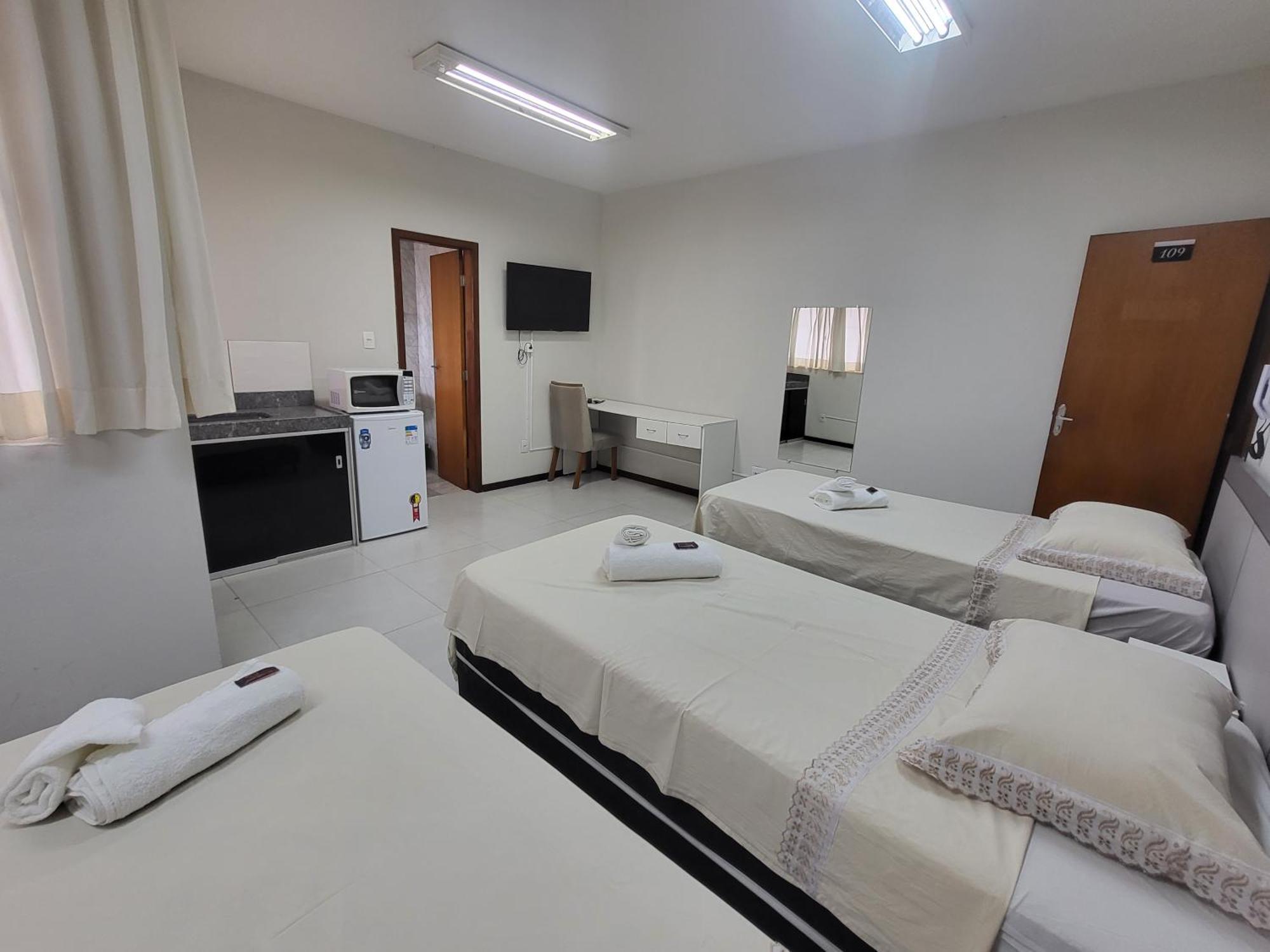 Hotel Avelar Ribeirão das Neves 外观 照片